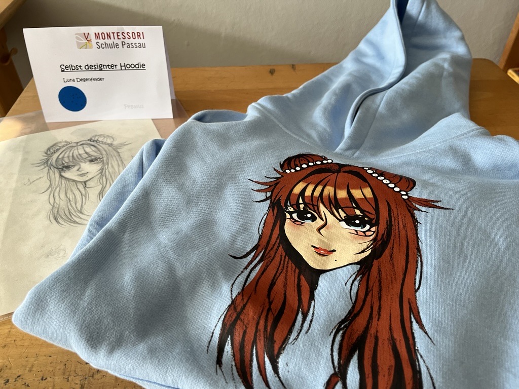 Ein KPA Werkstück - Pullover mit Aufdruck